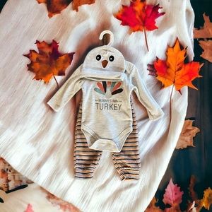 Thanksgiving 3-Piece Baby Outfit- Mommy’s Little Turkey